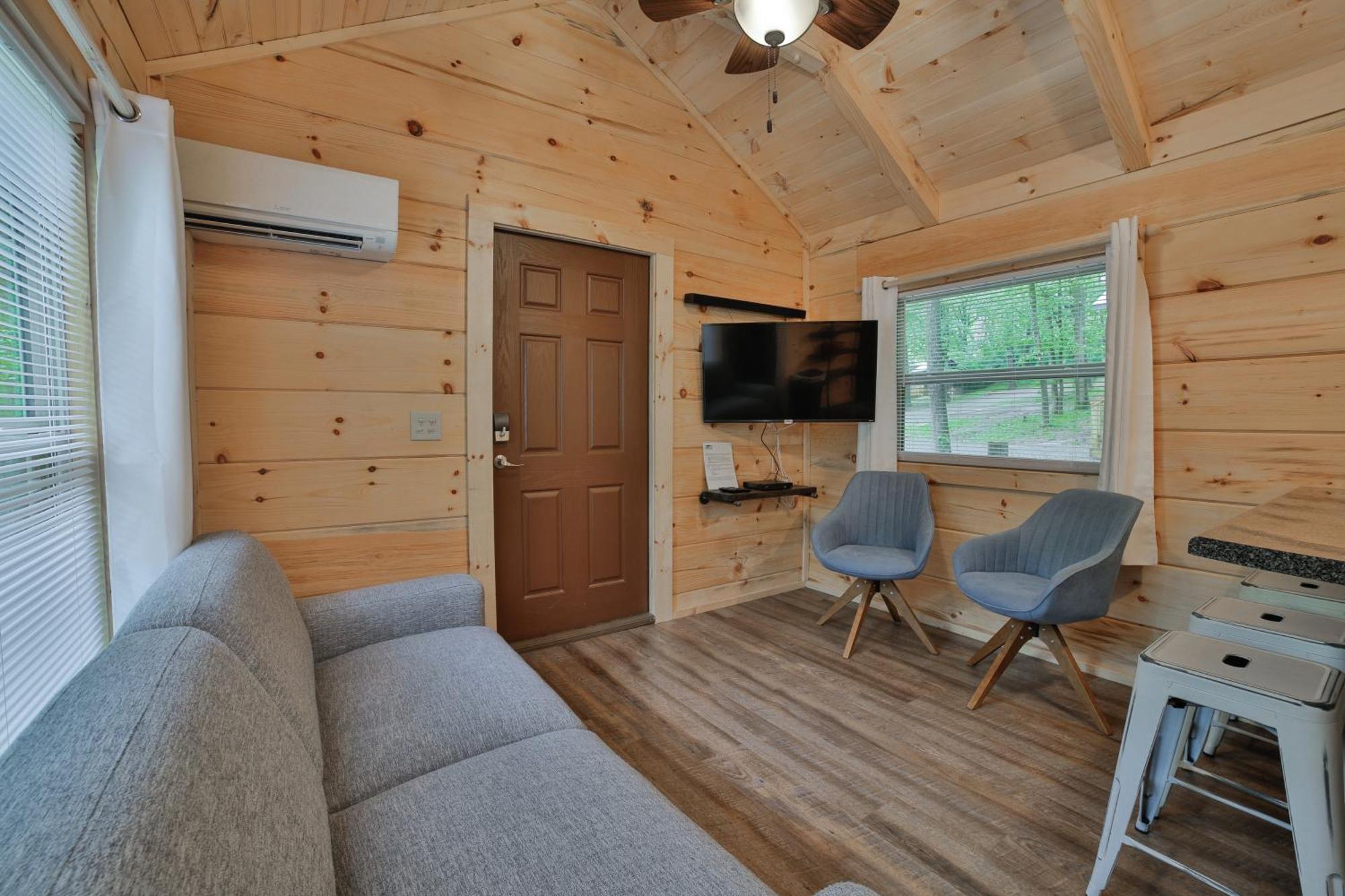 Lena Cabin Wooded Tiny Cabin - Hot Tub Чатануга Екстериор снимка