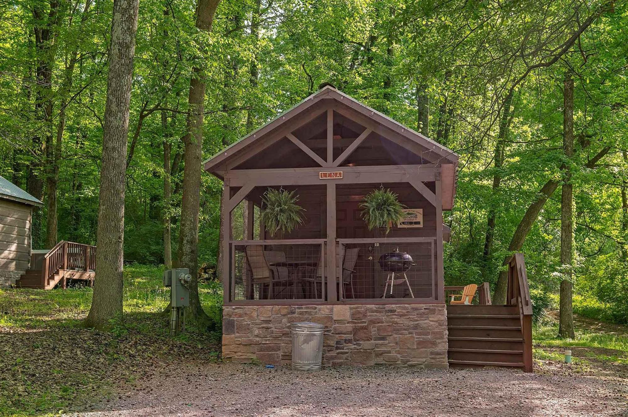 Lena Cabin Wooded Tiny Cabin - Hot Tub Чатануга Екстериор снимка